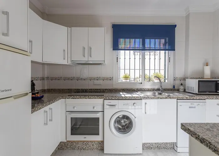 Homely Nerja